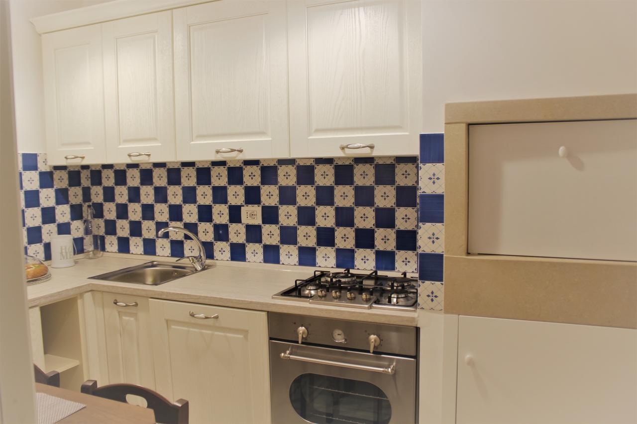 B&B Palazzo Rochira 卡斯泰拉内塔 外观 照片